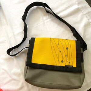 EUC Holly Aiken Vegan Vinyl Dots Crossbody Messenger Diaper Bag satchel purse